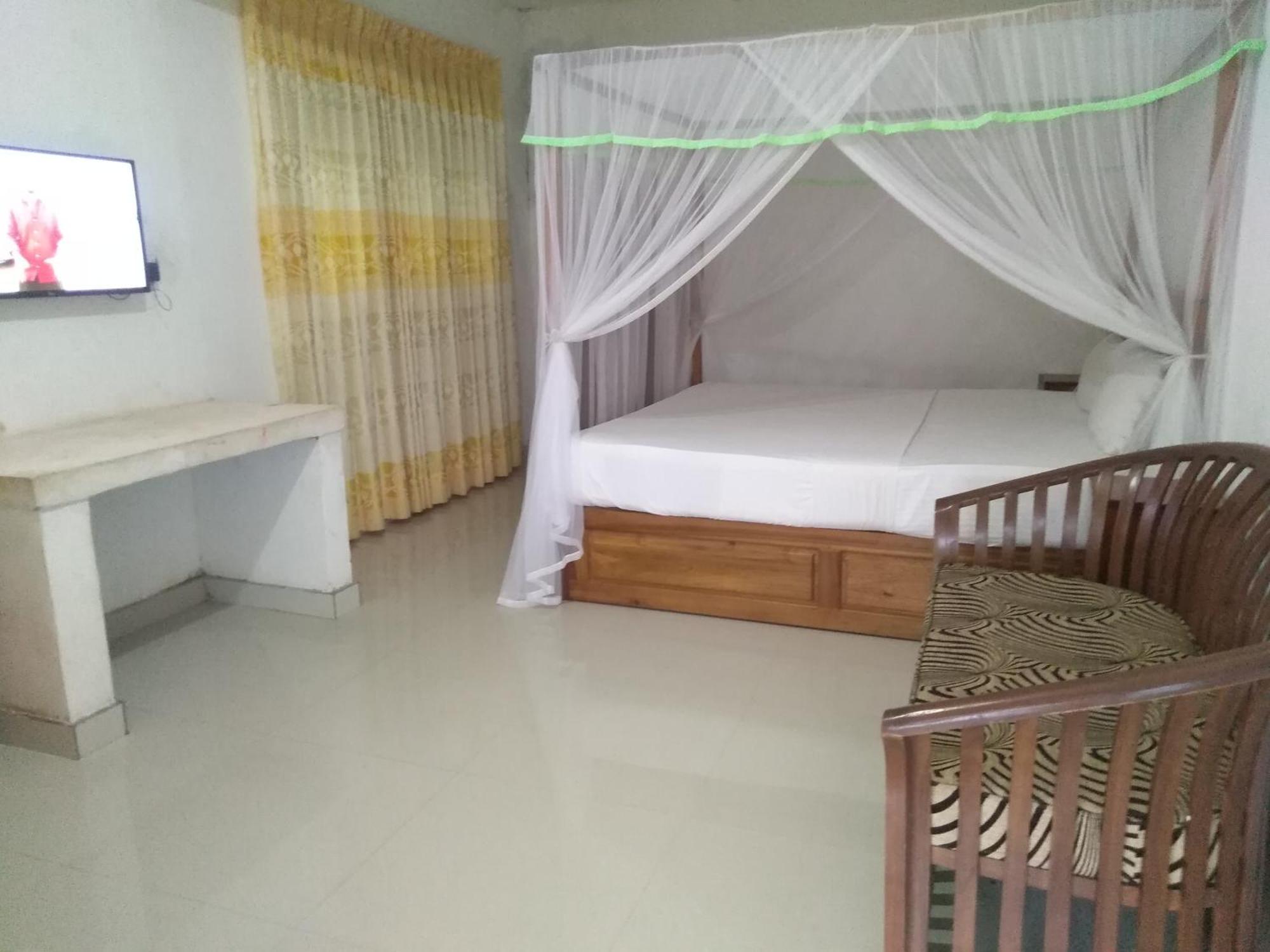 Sinharaja Hostel 114 Deniyaya Buitenkant foto